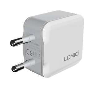 Настенное зарядное устройство Ldnio LDNIO A2201 2USB + кабель Lightning