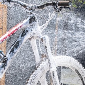 Bikeonwax Clean My Bike Foamee - Супер Легкоеии 1 шаговое Вело активная пена отчистки 500ml Spray Бутылка