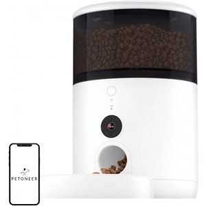 Petoneer NutriVue smart food dispenser with camera