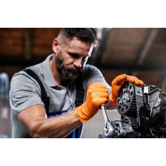 Нитриловые перчатки GoGrip оранжевые размер XL, 50 шт, без пудры, Mercator Medical Nitrile MER20337, 8859185203377