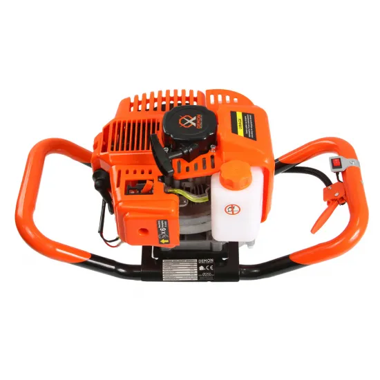 Zemes urbis ar benzīna motoru, 62cc, 2,3kW, 5,2ZS + urbji 100, 150, 200mm, M84000